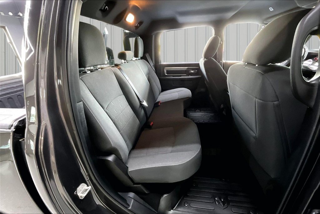 Used 2023 RAM 1500 Warlock AWD/4WD image 24