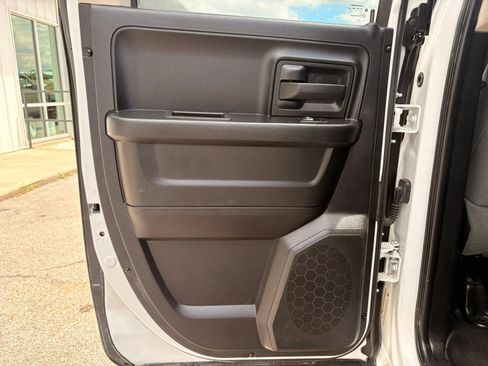 Used 2015 RAM 1500 Tradesman w/ Popular Equipment Group AWD/4WD image 11