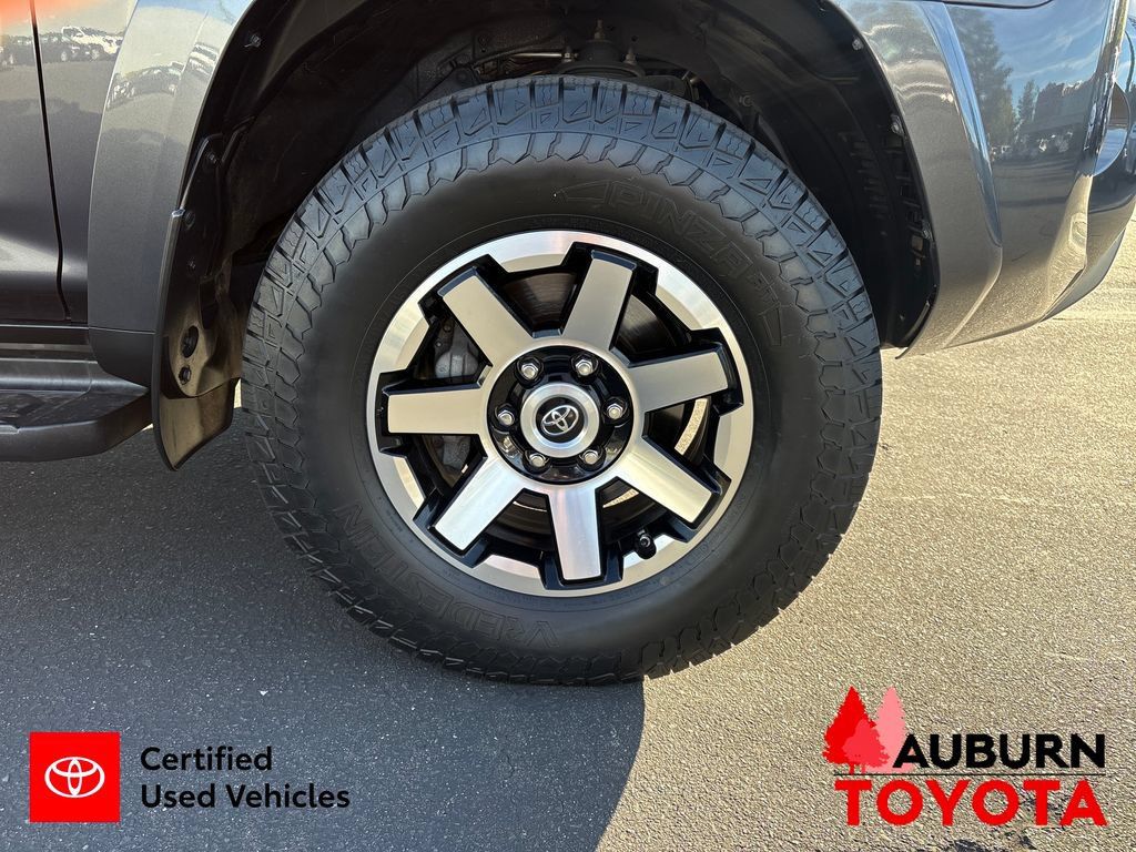 Certified 2020 Toyota 4Runner TRD Off-Road AWD/4WD image 13