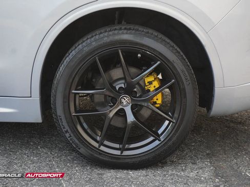 Used 2020 Alfa Romeo Stelvio Ti image 12