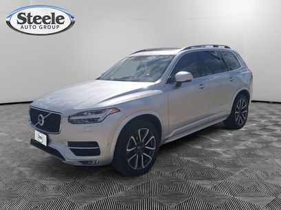 Used 2019 Volvo XC90 T5 Momentum w/ Advanced Package
