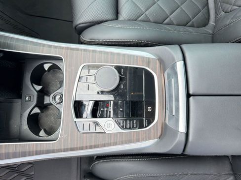 Used 2025 BMW X5 sDrive40i w/ M Sport Package image 24