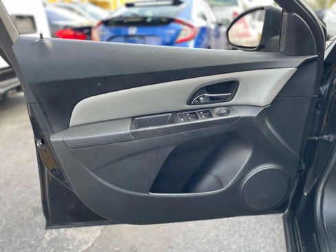 Used 2012 Chevrolet Cruze LS w/ Connectivity Package FWD image 31