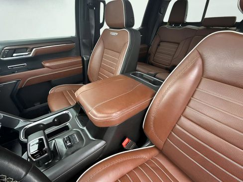 Used 2024 GMC Sierra 1500 Denali Ultimate AWD/4WD image 24