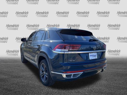 Used 2021 Volkswagen Atlas Cross Sport SE w/ Panoramic Sunroof Package image 9
