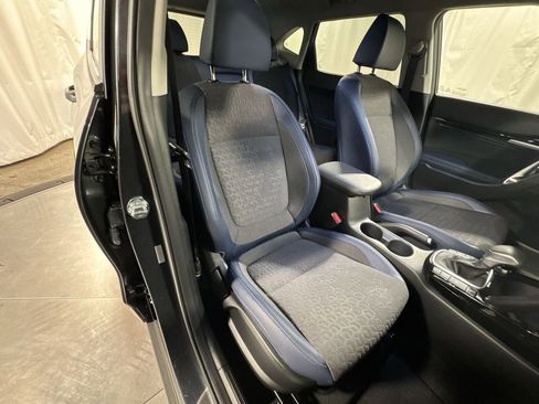 Certified 2025 Kia Seltos S image 31