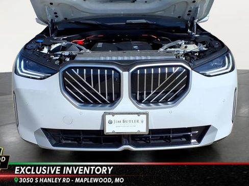 Used 2025 BMW X3 xDrive30i w/ Premium Package AWD/4WD image 23