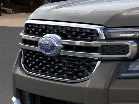 New 2025 Ford Ranger XLT w/ Equipment Group 301A High image 17