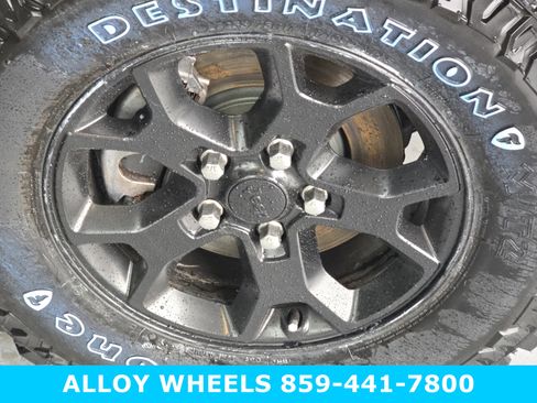 Used 2022 Jeep Wrangler Willys image 8