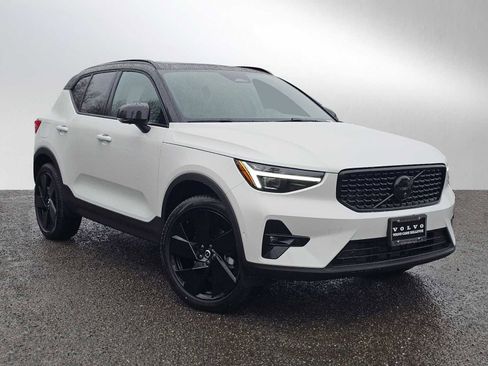 New 2026 Volvo XC40 B5 Ultra w/ Climate Package image 1