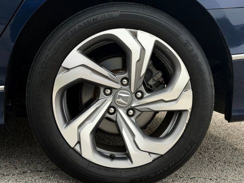 Used 2019 Honda Accord EX image 36