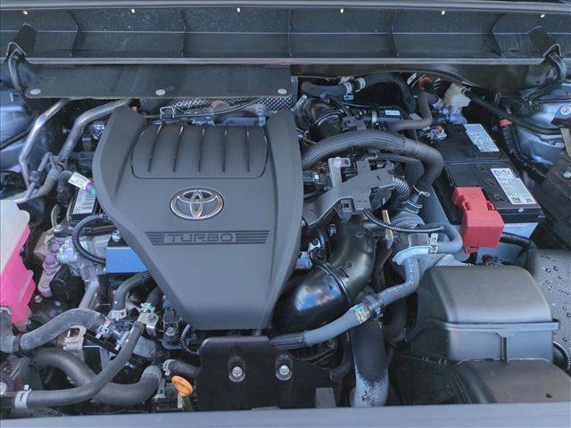 Used 2023 Toyota Highlander XLE FWD image 23