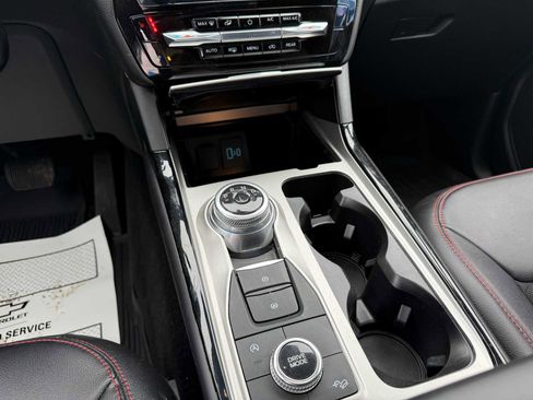 Used 2024 Ford Explorer ST-Line w/ Class IV Trailer Tow Package image 13