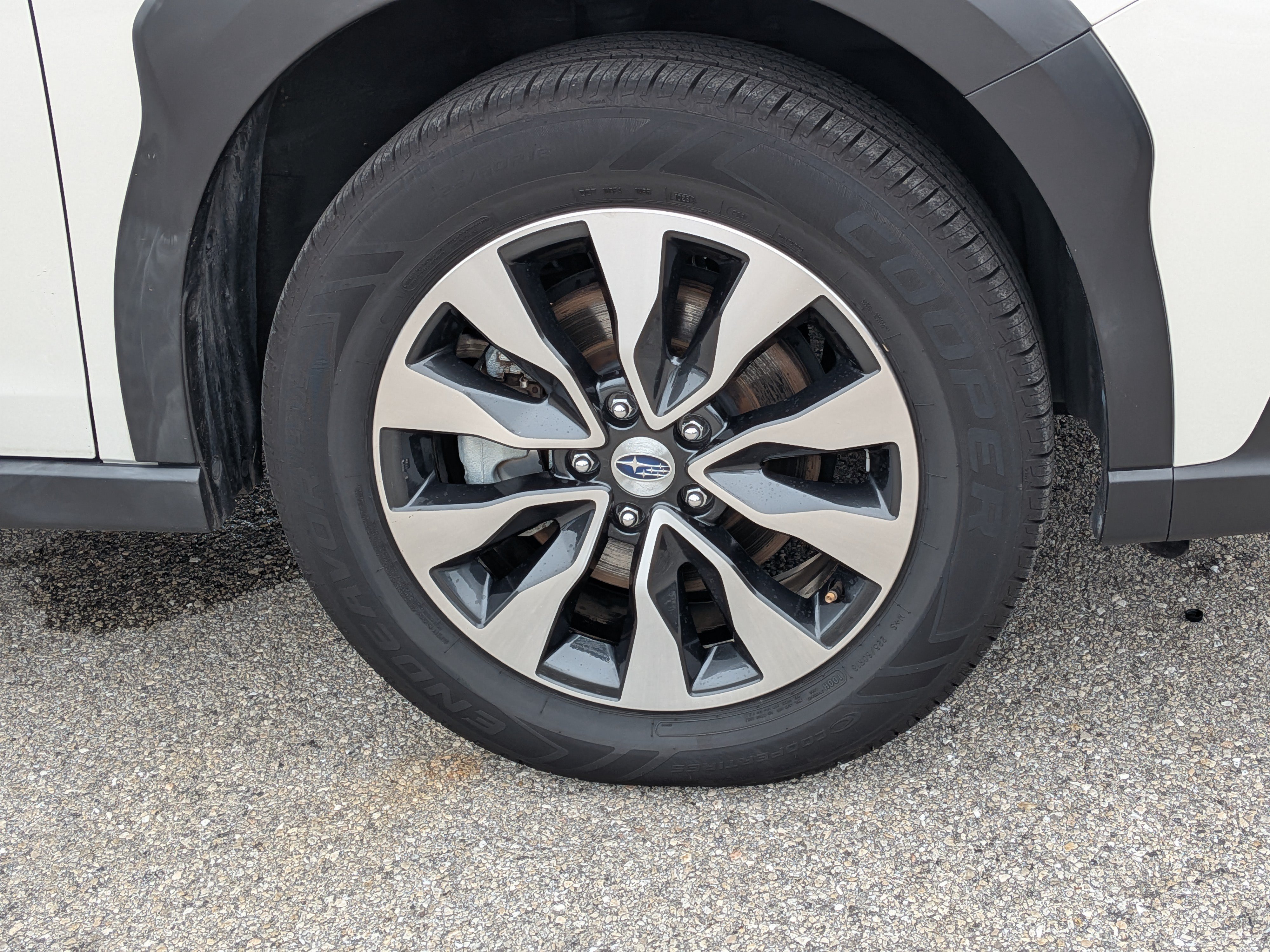 Certified 2023 Subaru Outback Touring XT AWD/4WD image 11