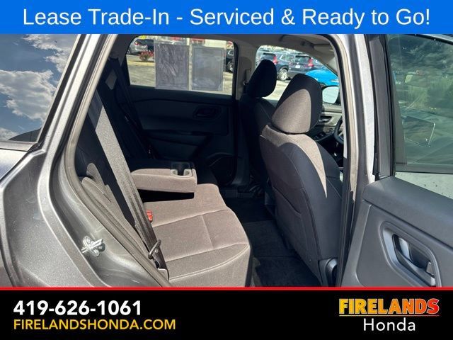 Used 2025 Nissan Rogue S FWD image 30