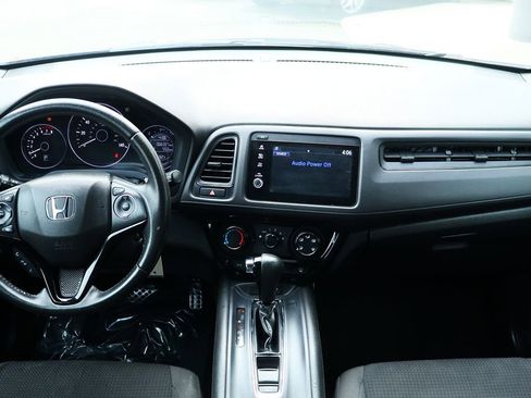 Used 2021 Honda HR-V Sport image 31