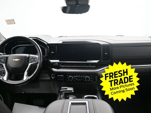 Used 2022 Chevrolet Silverado 1500 LTZ w/ LTZ Premium Package image 15