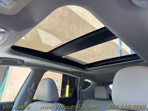 Used 2015 Nissan Murano Platinum w/ Platinum Technology Package image 8