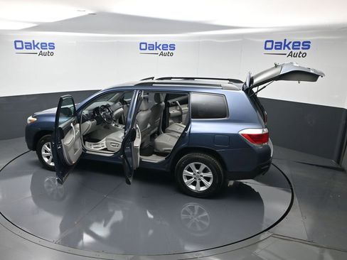 Used 2013 Toyota Highlander SE AWD/4WD image 59