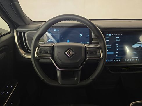 Used 2025 Rivian R1T Adventure AWD/4WD image 26