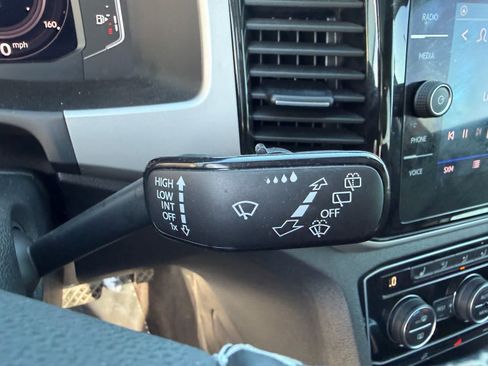 Used 2022 Volkswagen Atlas SE FWD image 22