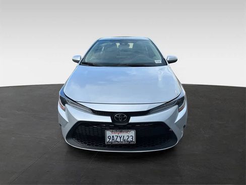 Used 2022 Toyota Corolla LE image 6