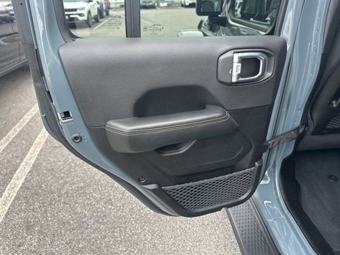 Used 2024 Jeep Wrangler Unlimited Sahara w/ Technology Group image 24