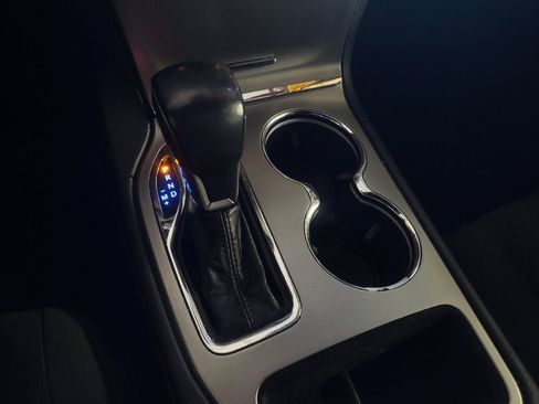 Used 2020 Jeep Grand Cherokee Laredo image 26