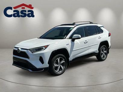 Used 2021 Toyota RAV4 SE w/ Weather & Moonroof Package