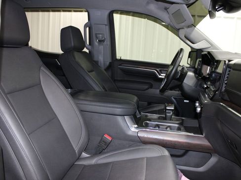 Used 2023 GMC Sierra 1500 SLT w/ SLT Convenience Package AWD/4WD image 22
