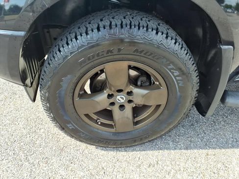 Used 2005 Nissan Frontier LE RWD image 11