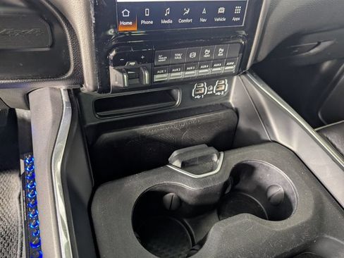 Used 2022 RAM 2500 Laramie AWD/4WD image 25