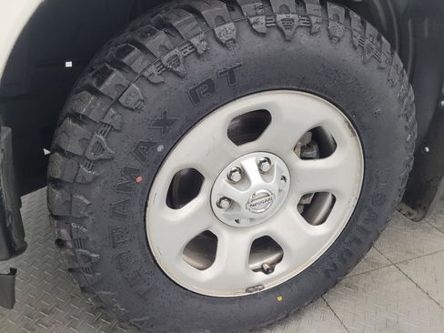 Used 2018 Nissan Titan S w/ S Utility Package RWD image 31