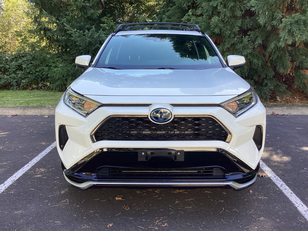 Used 2021 Toyota RAV4 SE w/ Weather & Moonroof Package AWD/4WD image 22