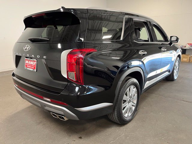 Used 2025 Hyundai Palisade SEL FWD image 3