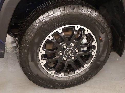 New 2025 Toyota Tundra SR5 image 7