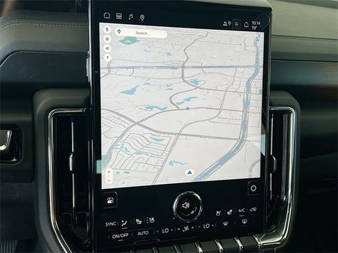 New 2026 GMC Yukon Denali w/ Advanced Technology Package image 8