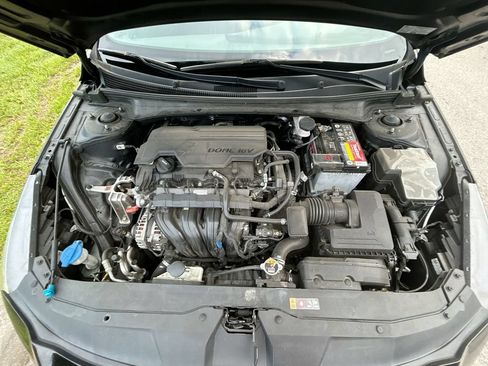 Used 2023 Hyundai Elantra SEL w/ Convenience Package FWD image 31