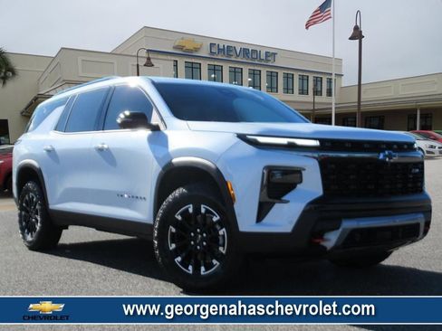 New 2026 Chevrolet Traverse Z71 w/ Enhanced Driving Package image 1