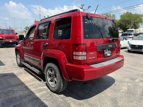 Used 2008 Jeep Liberty Sport w/ Popular Equipment Group AWD/4WD image 5
