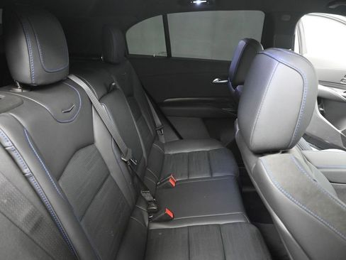 Used 2024 Cadillac XT4 Sport FWD image 22