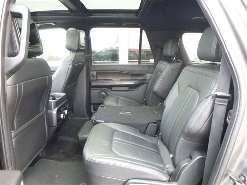 Used 2018 Ford Expedition Max Limited w/ Equipment Group 302A AWD/4WD image 7