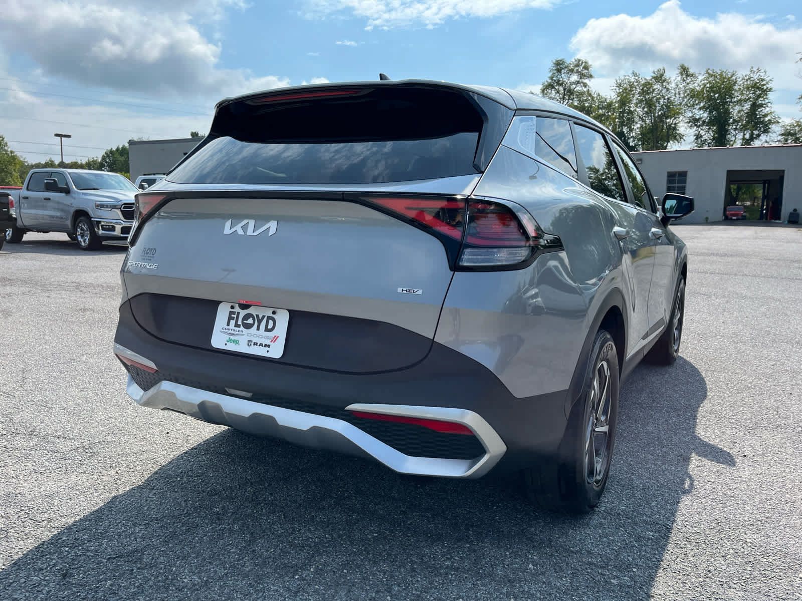 Used 2025 Kia Sportage LX AWD/4WD image 3