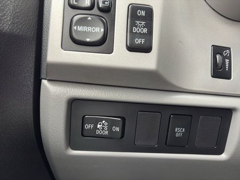 Used 2008 Toyota Tundra Limited image 23