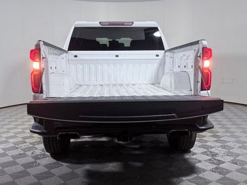 Used 2020 Chevrolet Silverado 1500 LT Trail Boss AWD/4WD image 6