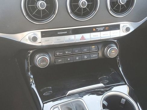 Used 2023 Kia Stinger GT-Line w/ Sun & Sound Package image 20