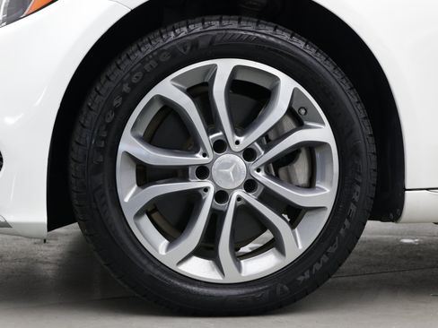 Used 2015 Mercedes-Benz C 300 4MATIC Sedan image 10