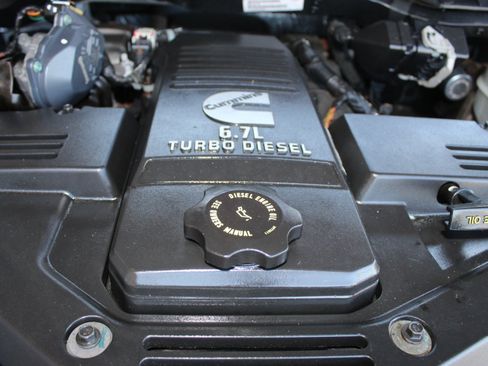 Used 2017 RAM 2500 Big Horn image 31