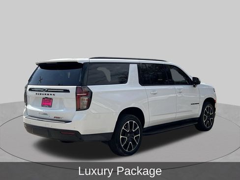 Used 2024 Chevrolet Suburban RST w/ Luxury Package RWD image 6