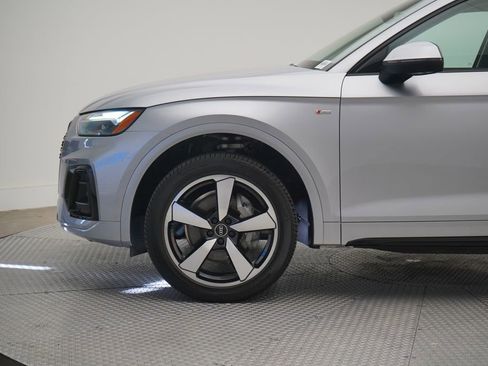 Used 2023 Audi Q5 2.0T Premium Plus w/ Premium Plus Package image 2
